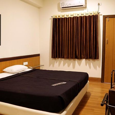 Hôtel Kailash Residency à Aurangābād Extérieur photo