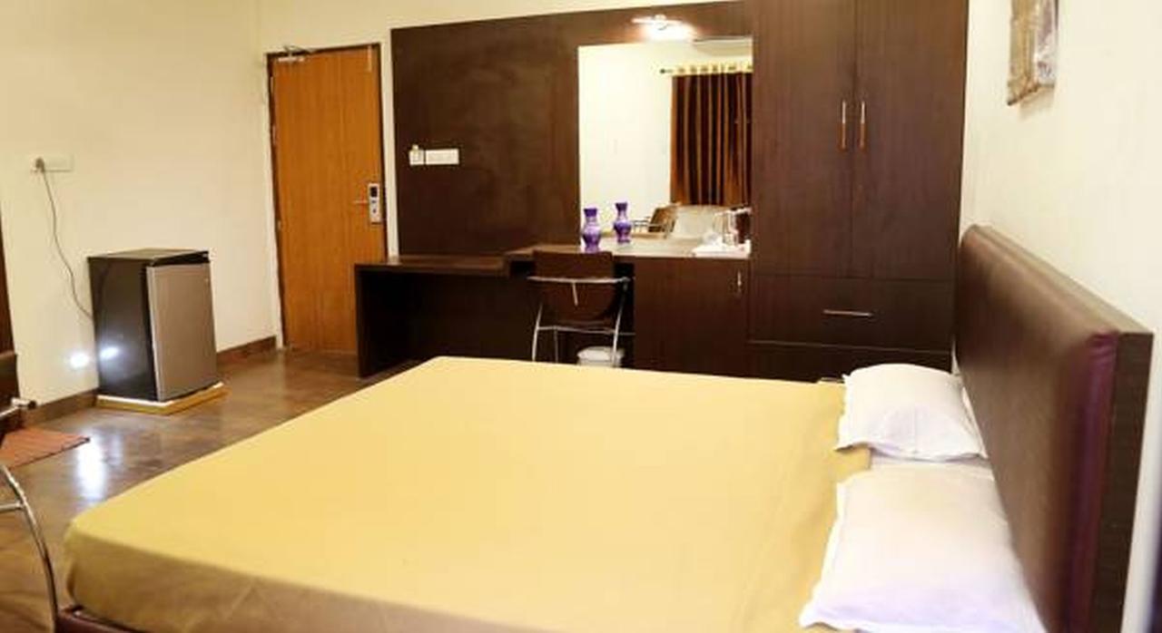 Hôtel Kailash Residency à Aurangābād Extérieur photo