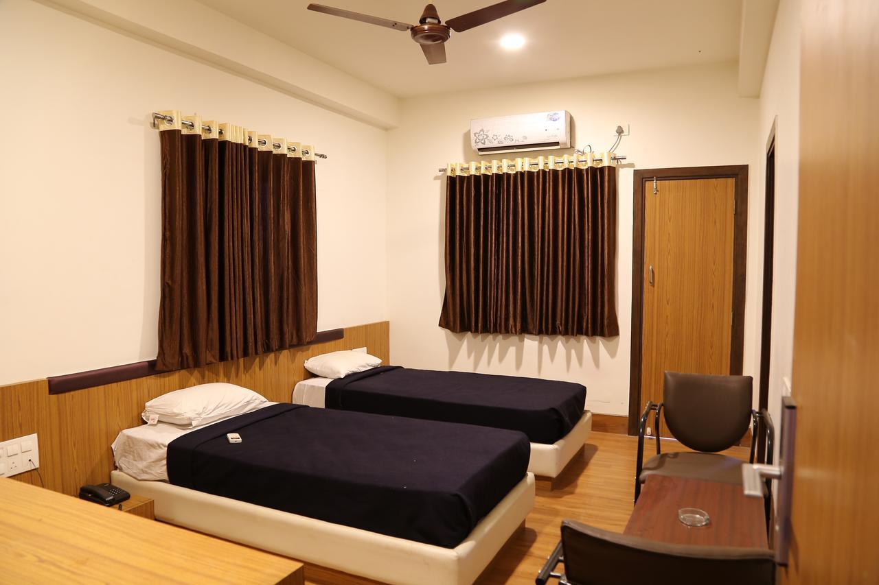 Hôtel Kailash Residency à Aurangābād Extérieur photo